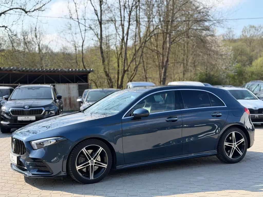 Mercedes-Benz A 220 4Matic AMG Line / HeadUp/STHZ/RCAM/LED 02/2019-photo-11