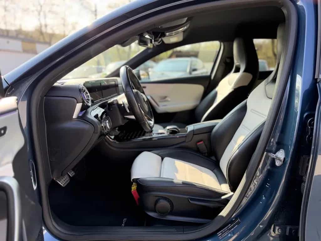 Mercedes-Benz A 220 4Matic AMG Line / HeadUp/STHZ/RCAM/LED 02/2019-photo-12