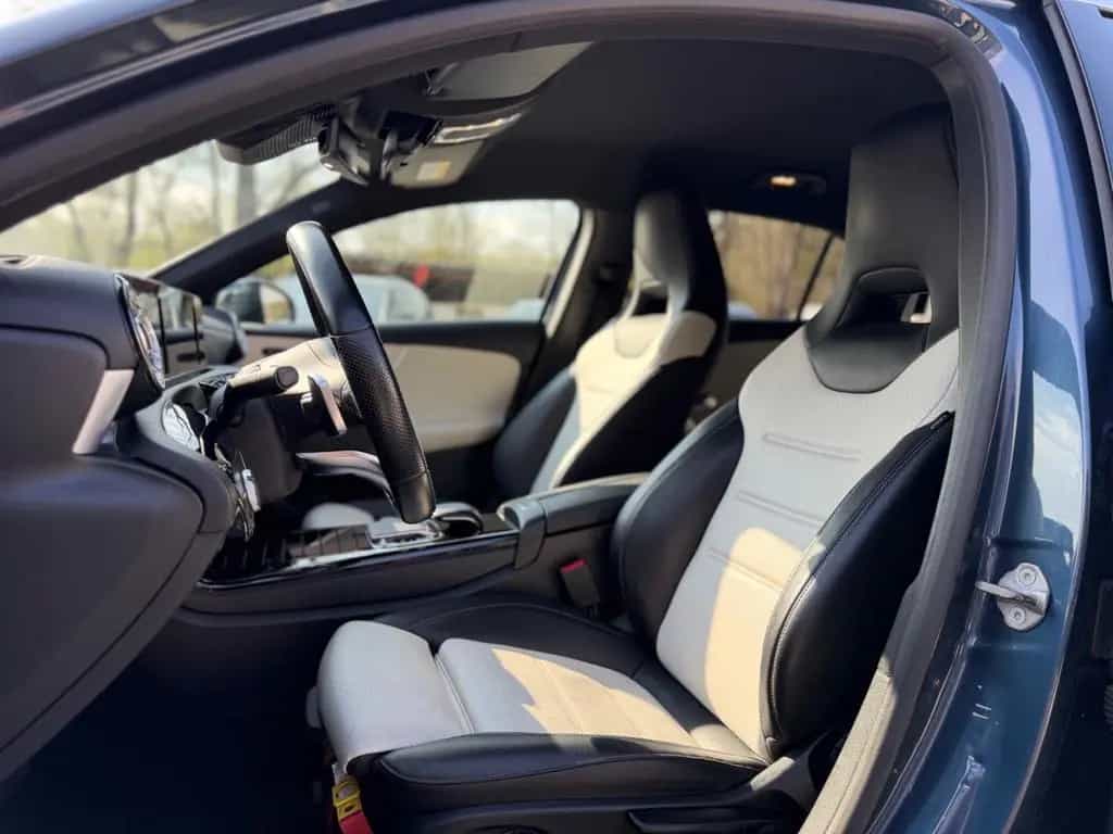 Mercedes-Benz A 220 4Matic AMG Line / HeadUp/STHZ/RCAM/LED 02/2019-photo-13