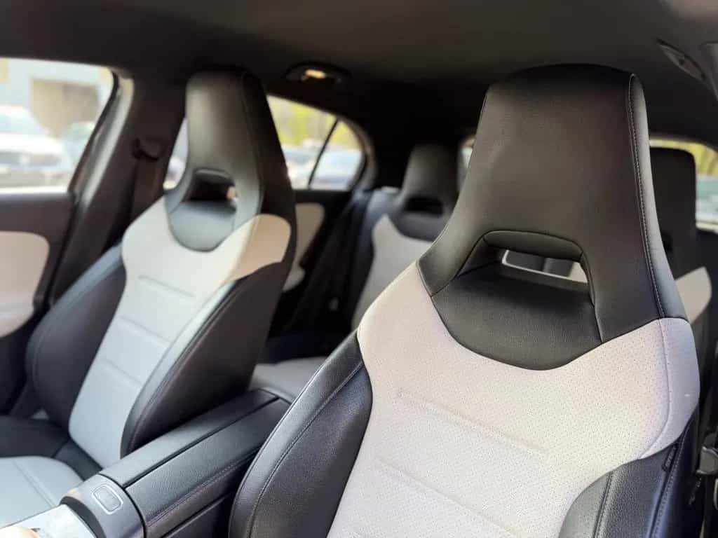 Mercedes-Benz A 220 4Matic AMG Line / HeadUp/STHZ/RCAM/LED 02/2019-photo-16