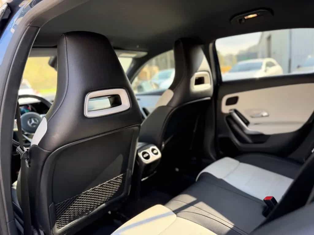 Mercedes-Benz A 220 4Matic AMG Line / HeadUp/STHZ/RCAM/LED 02/2019-photo-23