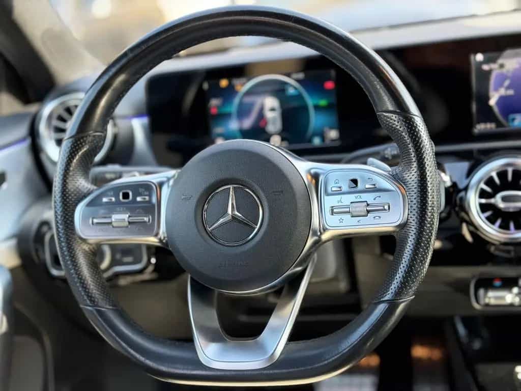Mercedes-Benz A 220 4Matic AMG Line / HeadUp/STHZ/RCAM/LED 02/2019-photo-26