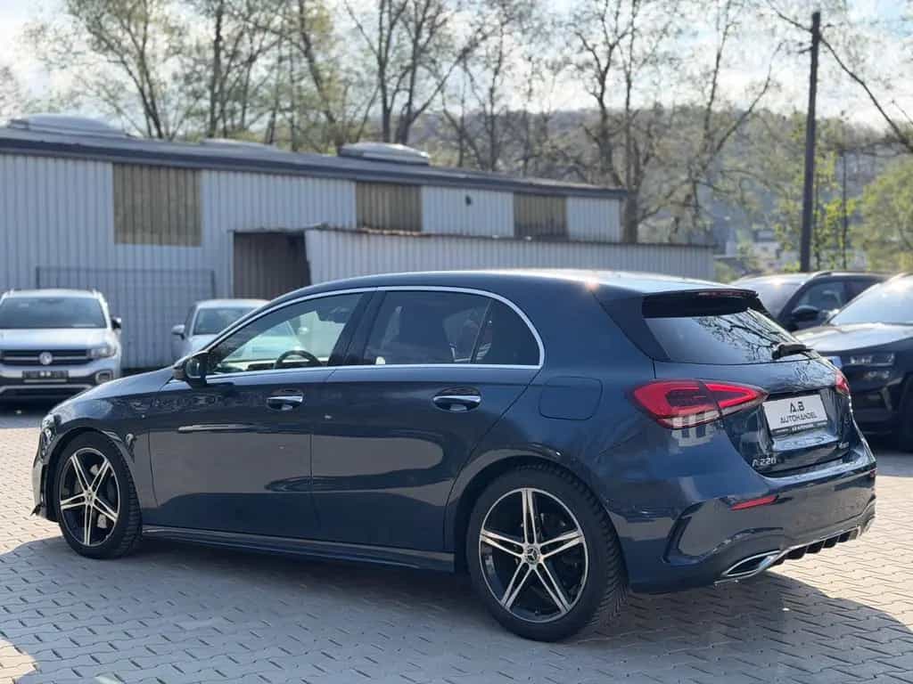 Mercedes-Benz A 220 4Matic AMG Line / HeadUp/STHZ/RCAM/LED 02/2019-photo-9