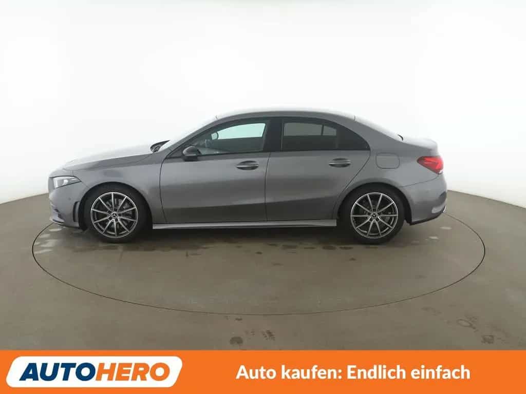 Mercedes-Benz Limousine A 250 4Matic AMG Line Aut.*LED*NAVI* 01/2021-photo-2