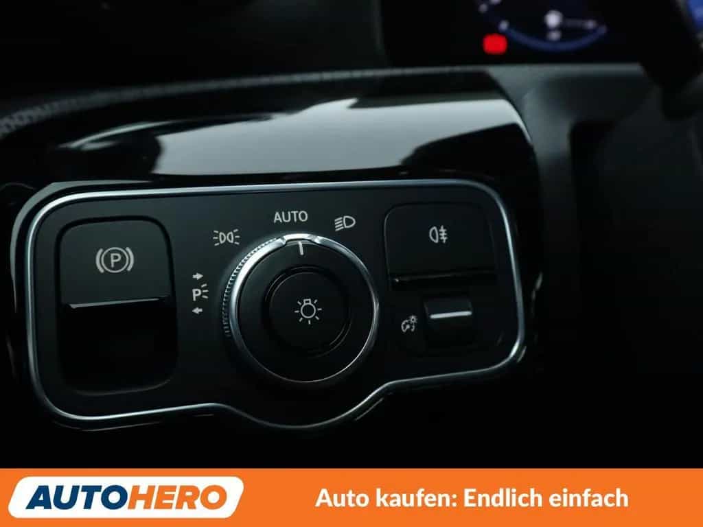 Mercedes-Benz Limousine A 250 4Matic AMG Line Aut.*LED*NAVI* 01/2021-photo-36