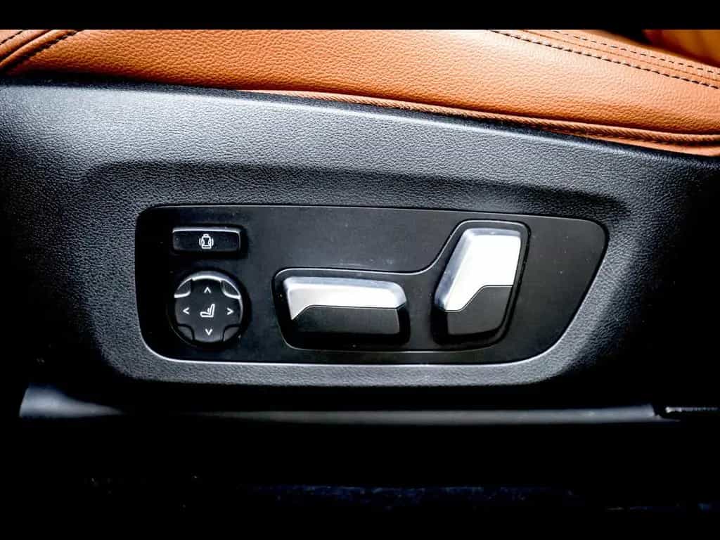 BMW X3 M40D XDRIVE°BUSINESS°360°AHK°INNOVATION°PANO 10/2019-photo-22