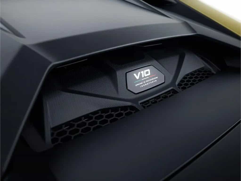 Lamborghini Huracán Sterrato I Painted Livery I Front PPF 08/2024-photo-31