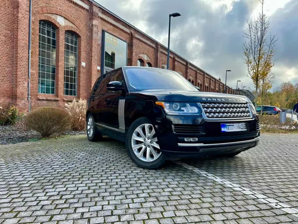 Land Rover Range Rover Rover3,0 TDV6 HSE,PANO,360,KAMERA,S-CLOSE 11/2017-photo-1