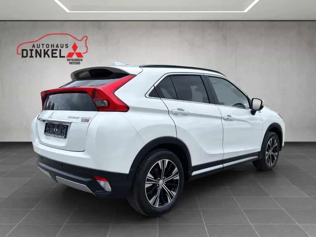 Mitsubishi Eclipse Cross 10/2018-photo-3