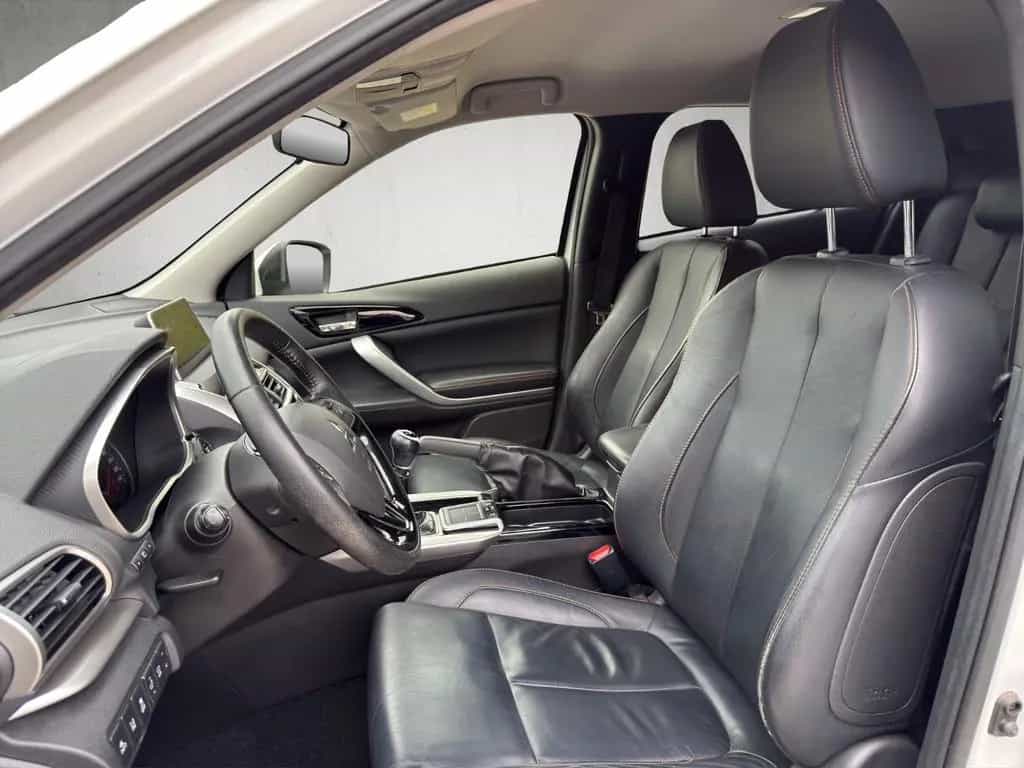 Mitsubishi Eclipse Cross 10/2018-photo-6