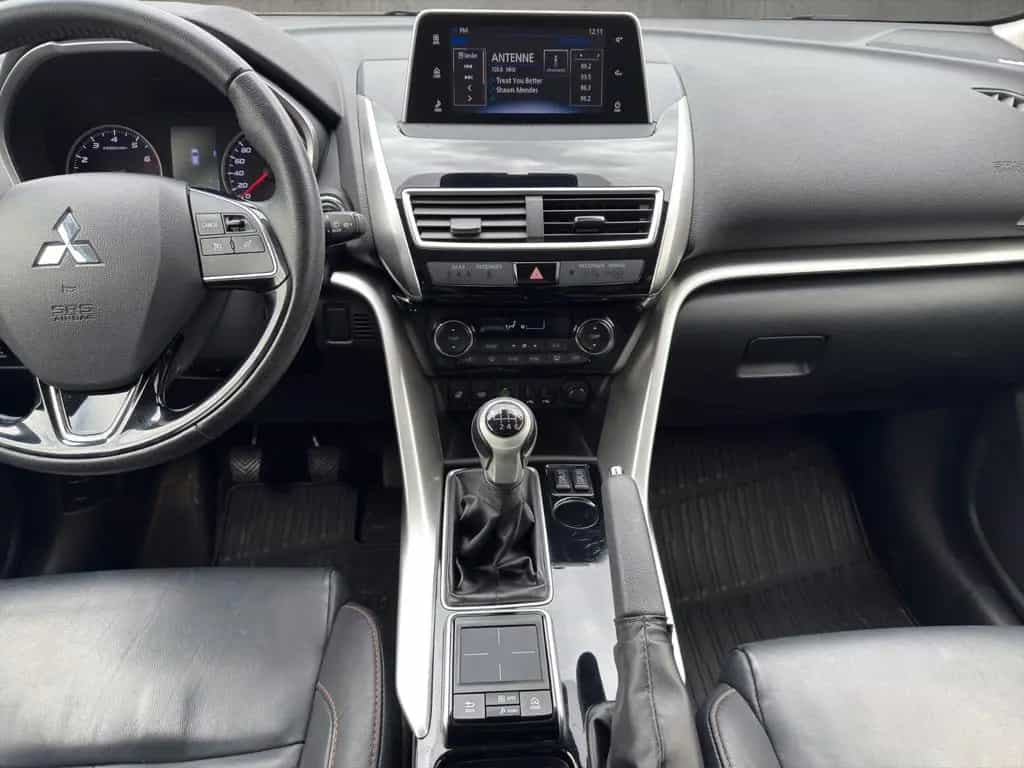 Mitsubishi Eclipse Cross 10/2018-photo-8