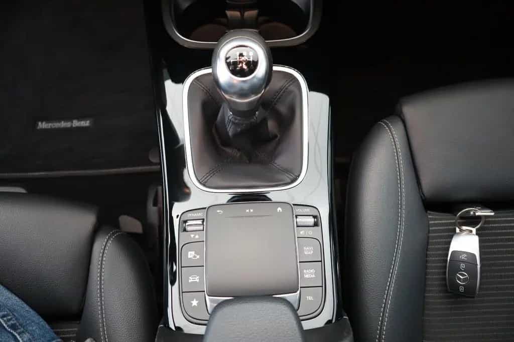 Mercedes-Benz CLA-Class 180/SHZ/LED/KAMERA/ALU/NAVI 02/2020-photo-30