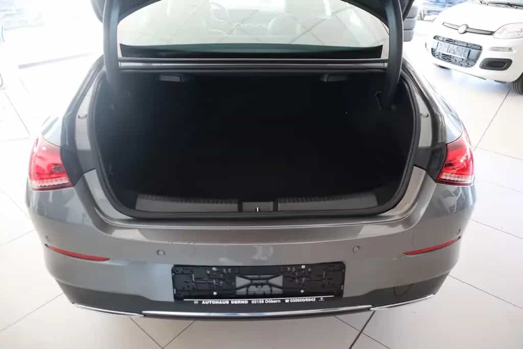 Mercedes-Benz CLA-Class 180/SHZ/LED/KAMERA/ALU/NAVI 02/2020-photo-8