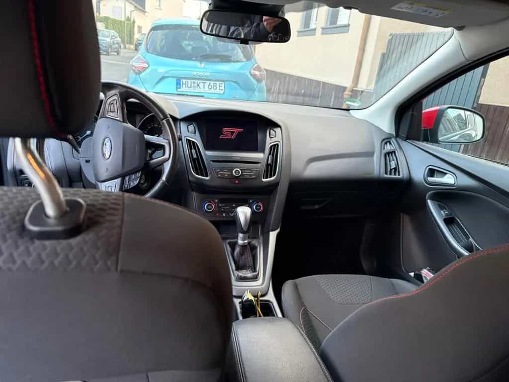 Ford Focus 1,5 EcoBoost 110kW Sport Turnier Sport 11/2015-photo-6