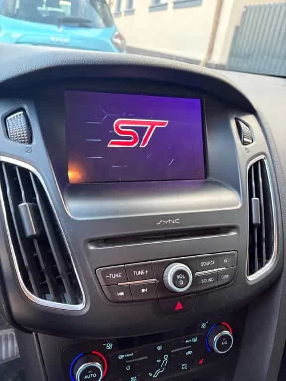 Ford Focus 1,5 EcoBoost 110kW Sport Turnier Sport 11/2015-photo-7