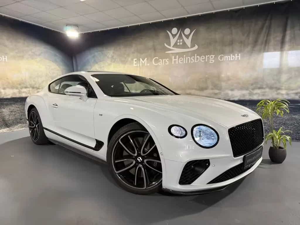 Bentley Continental GT V8 Mulliner Blackline Carbon Pano 02/2022-photo-0