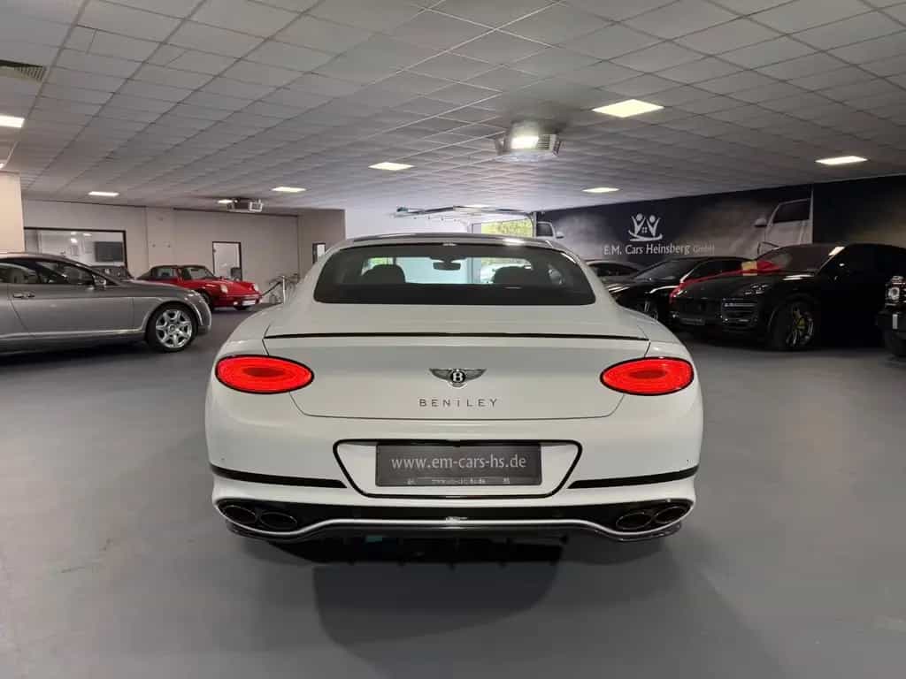 Bentley Continental GT V8 Mulliner Blackline Carbon Pano 02/2022-photo-5