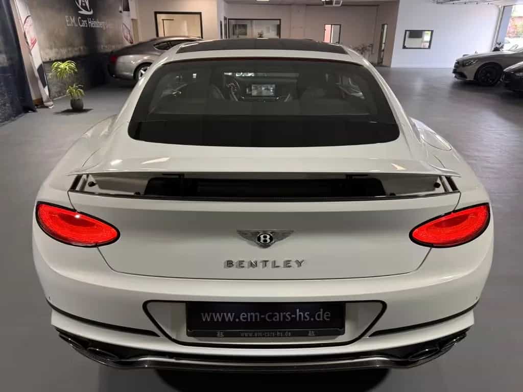 Bentley Continental GT V8 Mulliner Blackline Carbon Pano 02/2022-photo-6