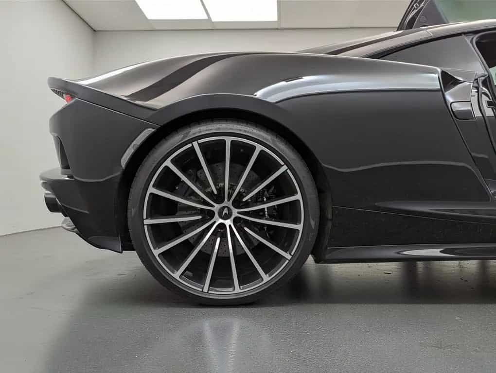 McLaren GT OPTIONS*B&W 03/2023-photo-14