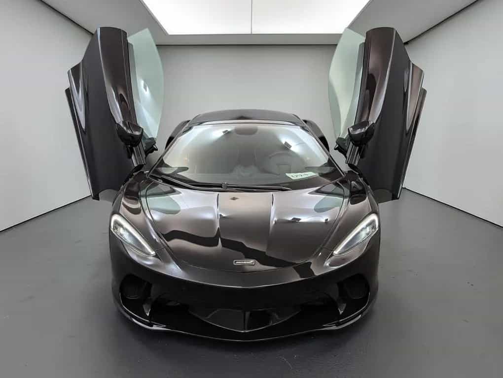 McLaren GT OPTIONS*B&W 03/2023-photo-2