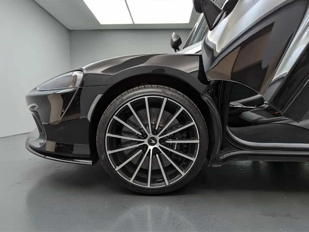McLaren GT OPTIONS*B&W 03/2023-photo-4
