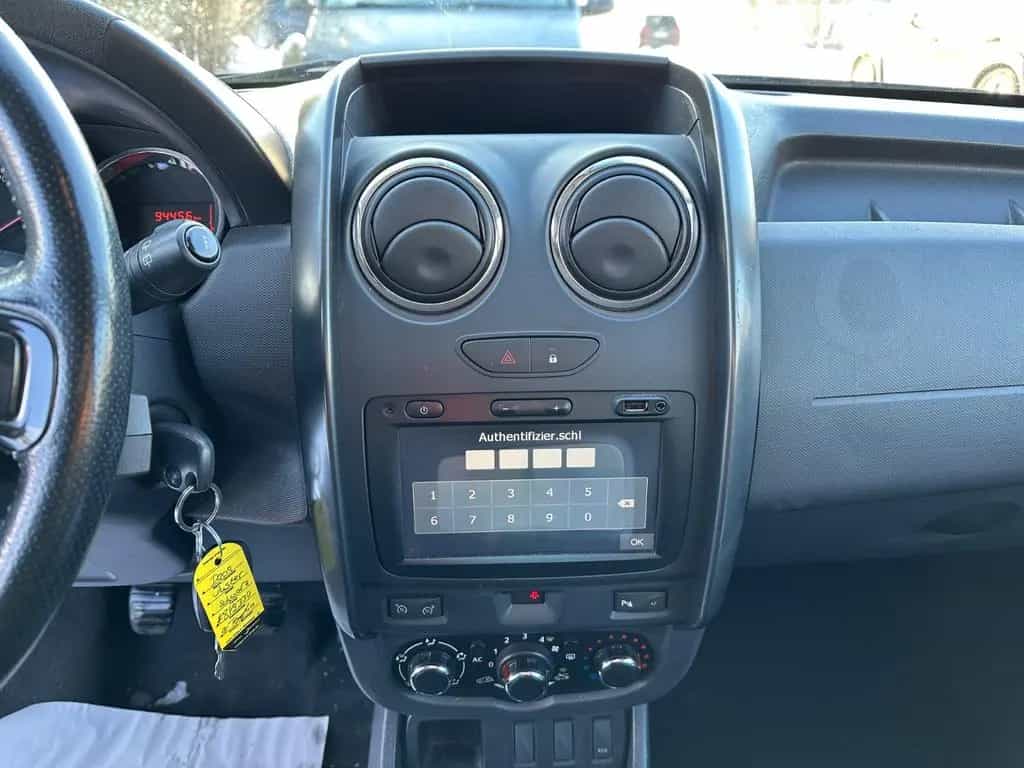 Dacia Duster I Prestige 4x2/SHZ/LEDER/TEMP/GJR/LMF/PDC 06/2014-photo-19