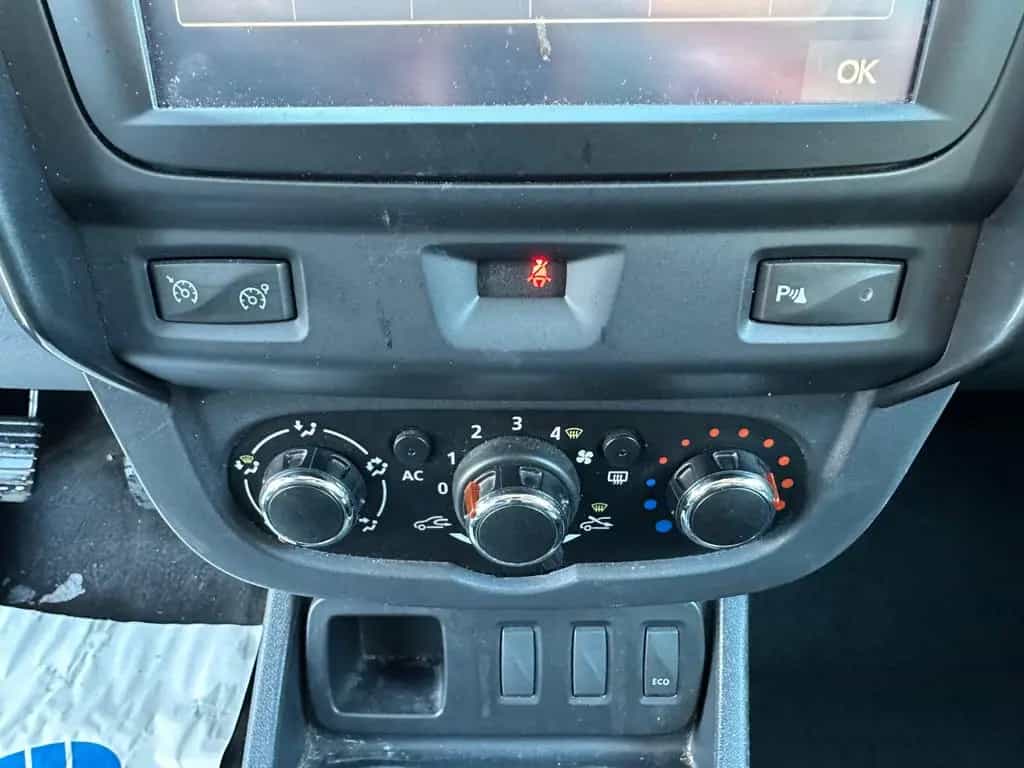 Dacia Duster I Prestige 4x2/SHZ/LEDER/TEMP/GJR/LMF/PDC 06/2014-photo-21