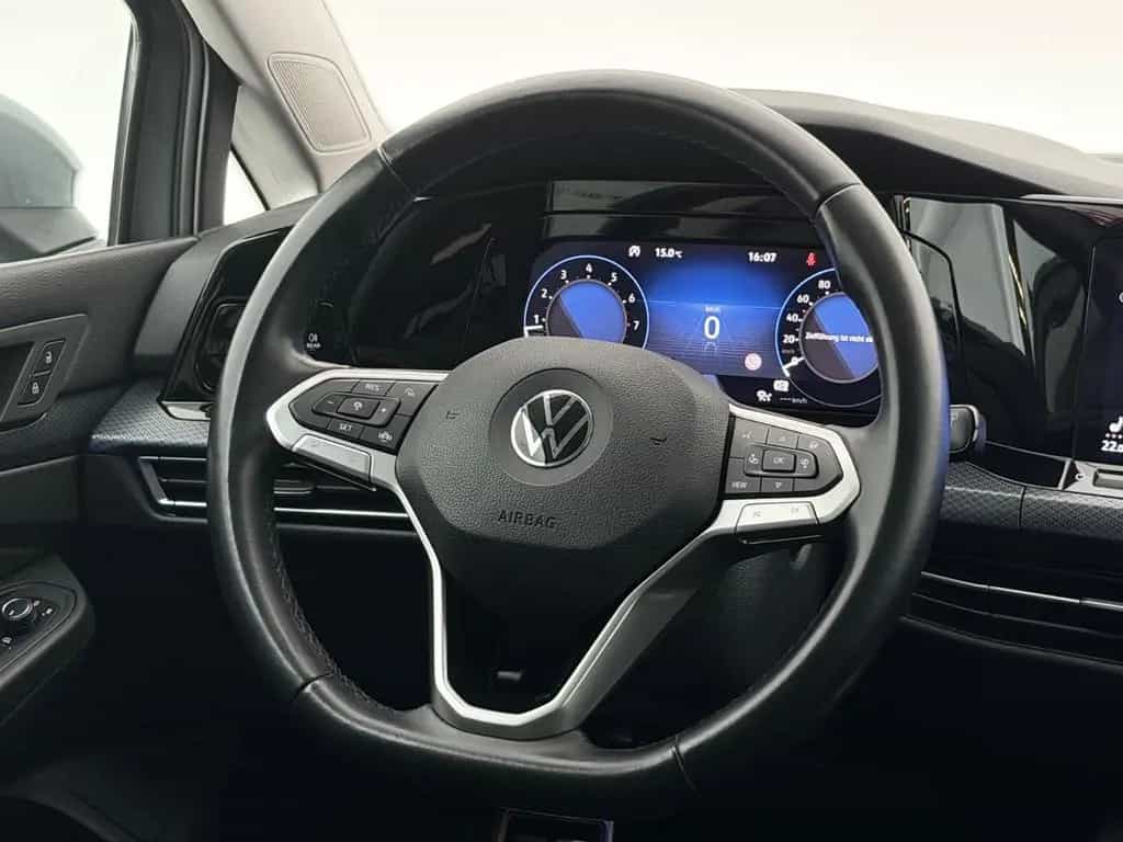 Volkswagen Golf VIII 1.5 TSI Lim.*UNITED*LED-ACC-SHZ-SPUR 06/2021-photo-30