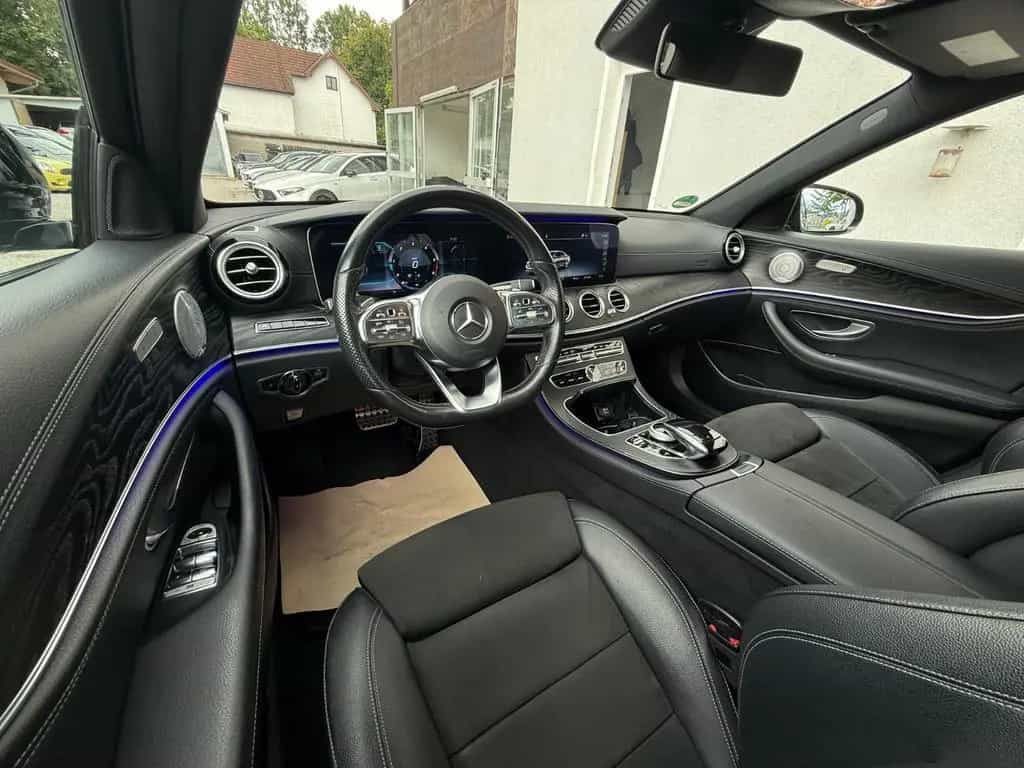 Mercedes-Benz E 220 d/ AMG-Line/Kamera/LED 07/2019-photo-10