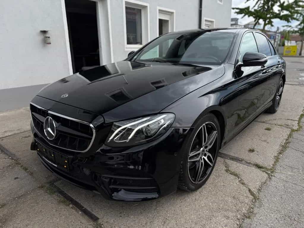 Mercedes-Benz E 220 d/ AMG-Line/Kamera/LED 07/2019-photo-4