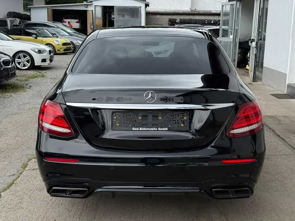 Mercedes-Benz E 220 d/ AMG-Line/Kamera/LED 07/2019-photo-6