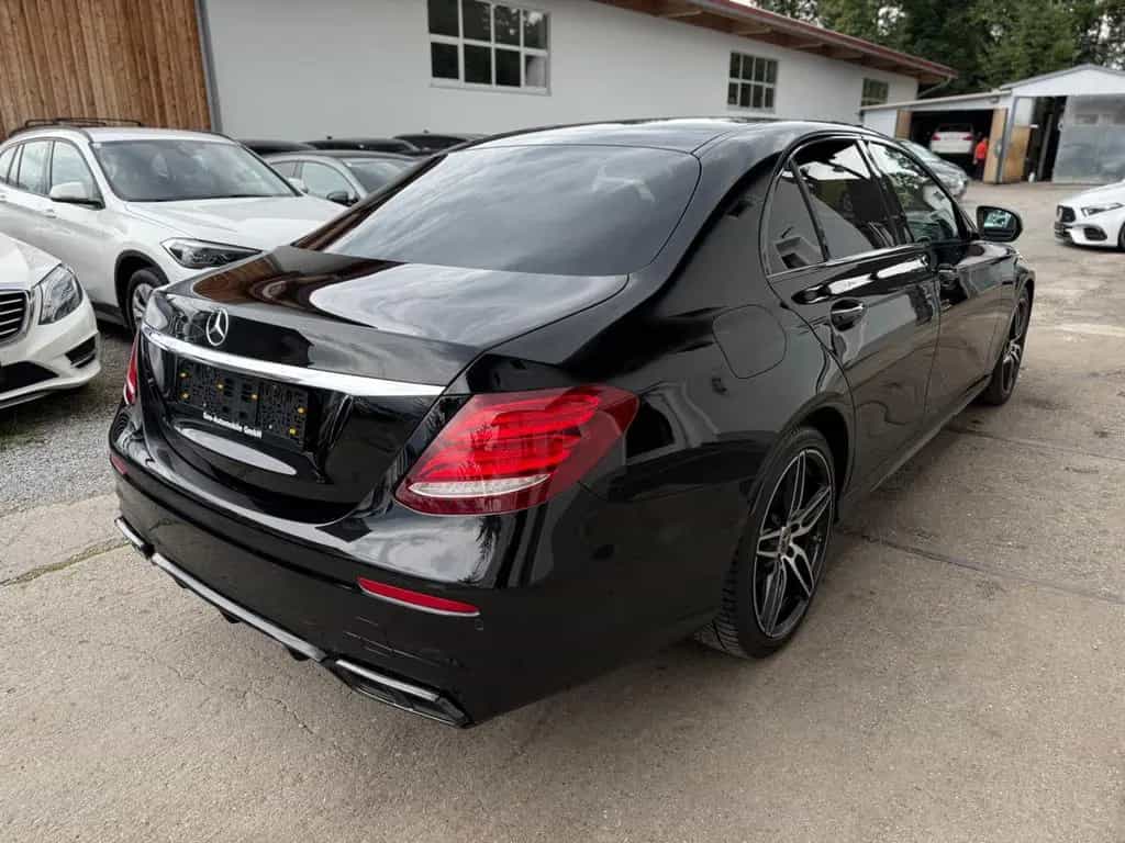 Mercedes-Benz E 220 d/ AMG-Line/Kamera/LED 07/2019-photo-7