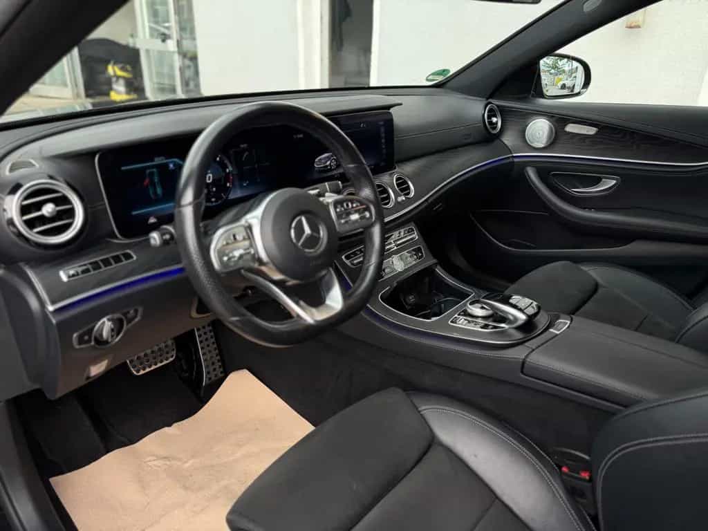 Mercedes-Benz E 220 d/ AMG-Line/Kamera/LED 07/2019-photo-9