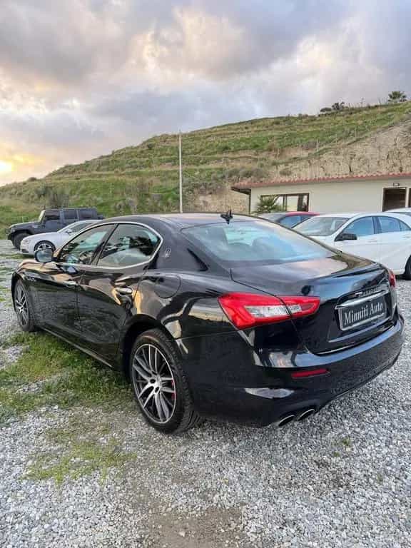 Maserati Ghibli V6 Diesel 275 CV Gransport 04/2018-photo-2