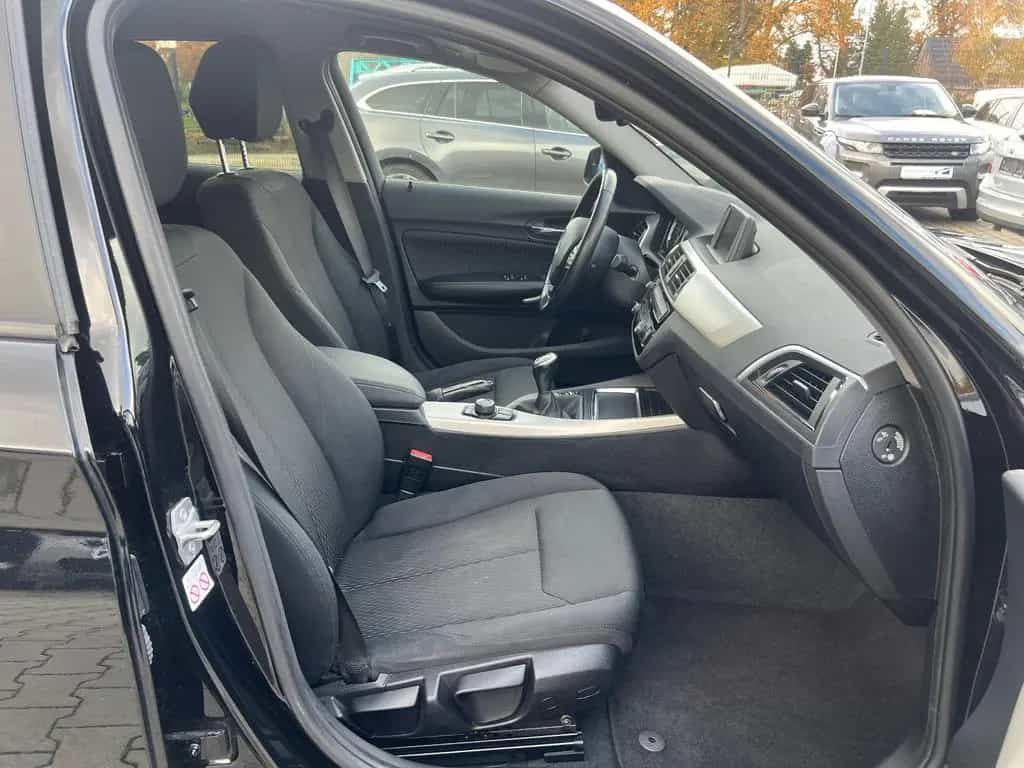 BMW 1 Series 118 1 Limousine 5-trg. 118 i PDC SHZ 07/2019-photo-10