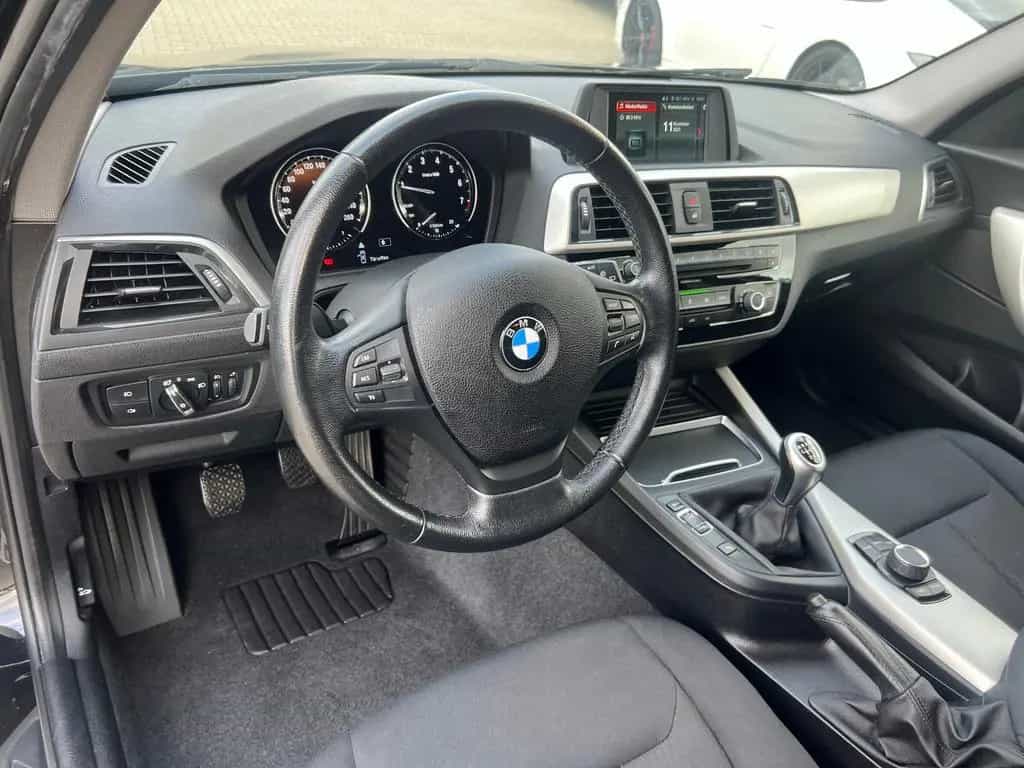 BMW 1 Series 118 1 Limousine 5-trg. 118 i PDC SHZ 07/2019-photo-12