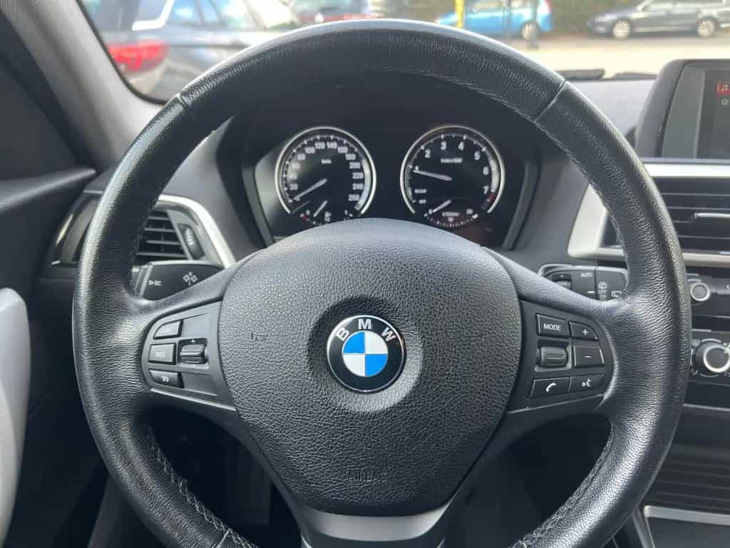 BMW 1 Series 118 1 Limousine 5-trg. 118 i PDC SHZ 07/2019-photo-14