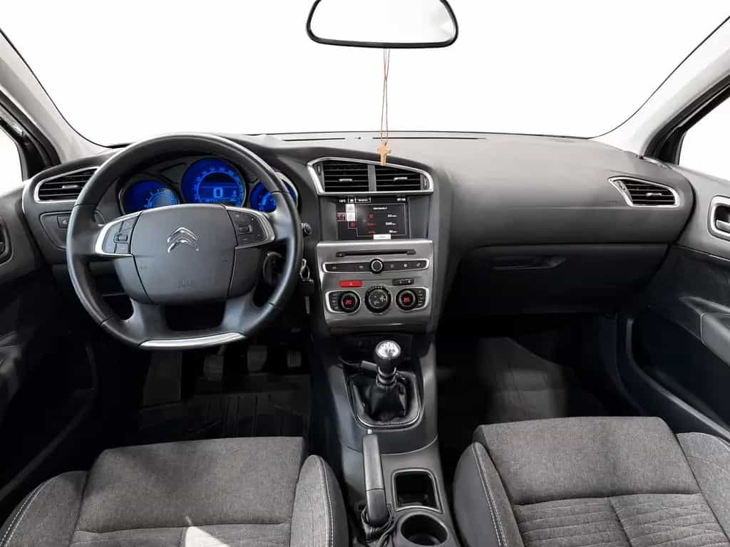 Citroën C4 Lim. Attraction 04/2015-photo-8