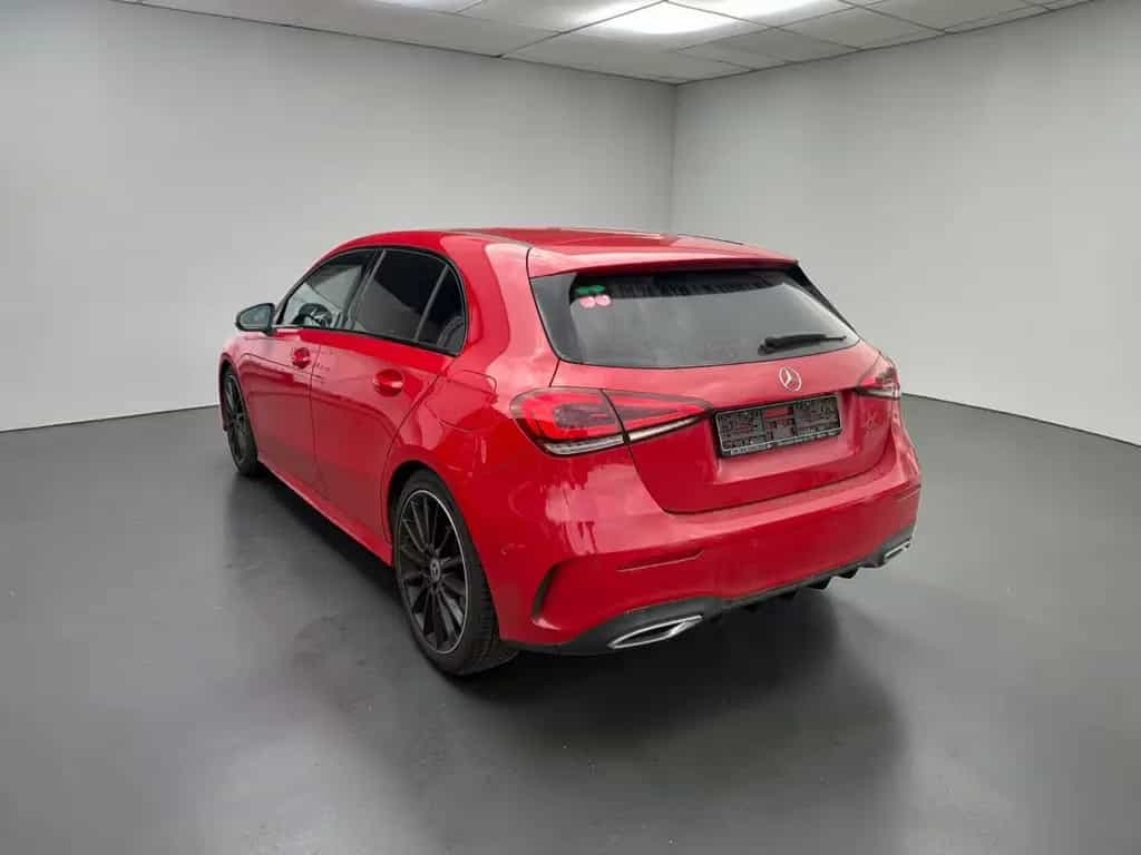 Mercedes-Benz A-Class 200 AMG LINE BURM*MBUX*LED*RÜCKKAM*DISTR+*TOP 05/2018-photo-4