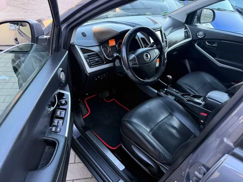 Ssangyong Korando 2.2 Diesel 11/2017-photo-6
