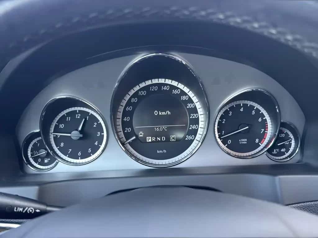 Mercedes-Benz E 350 CGI Cabrio AMG Line Aut.*Navi-Leder-18Zoll 05/2010-photo-14