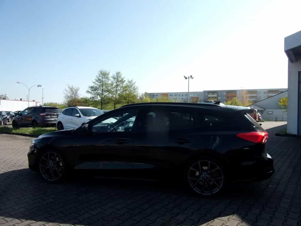 Ford Focus Turnier ST *Design-,Easy Park.-,Techn.-Pa* 06/2020-photo-4