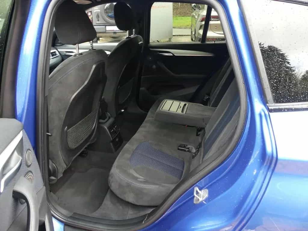 BMW X1 xDrive*M-Paket*HUD*Pano*Scheckheft*DAB*Kamera 04/2016-photo-10