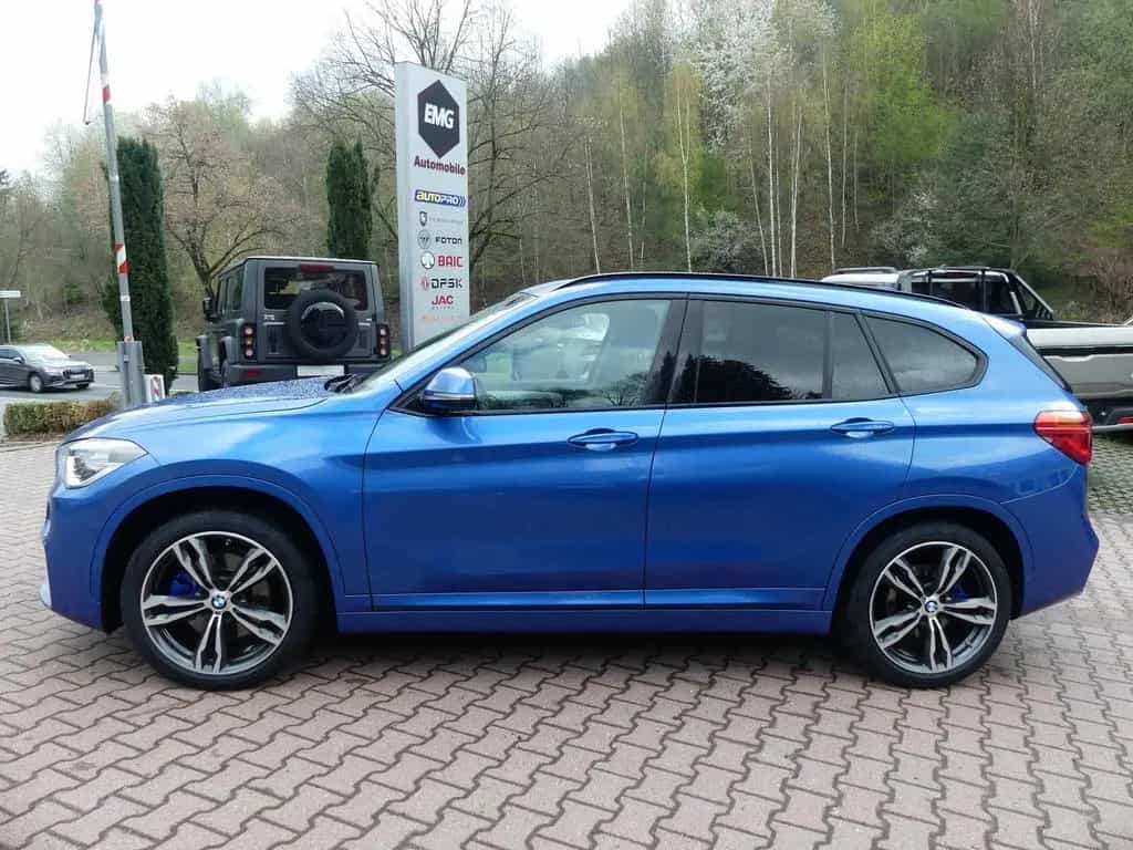 BMW X1 xDrive*M-Paket*HUD*Pano*Scheckheft*DAB*Kamera 04/2016-photo-7