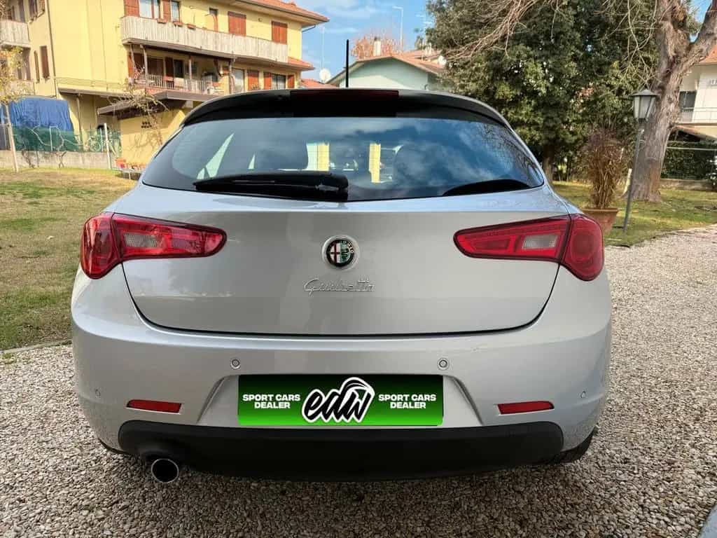 Alfa Romeo Giulietta 1.4 Turbo 170CV - 46.000KM! 09/2010-photo-2