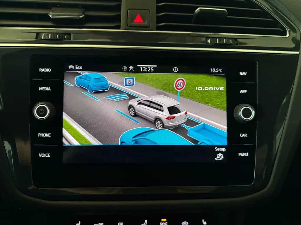 Volkswagen Tiguan Allspace 2.0 TSI R-Line 4M Matrix/H&K/360 04/2022-photo-22