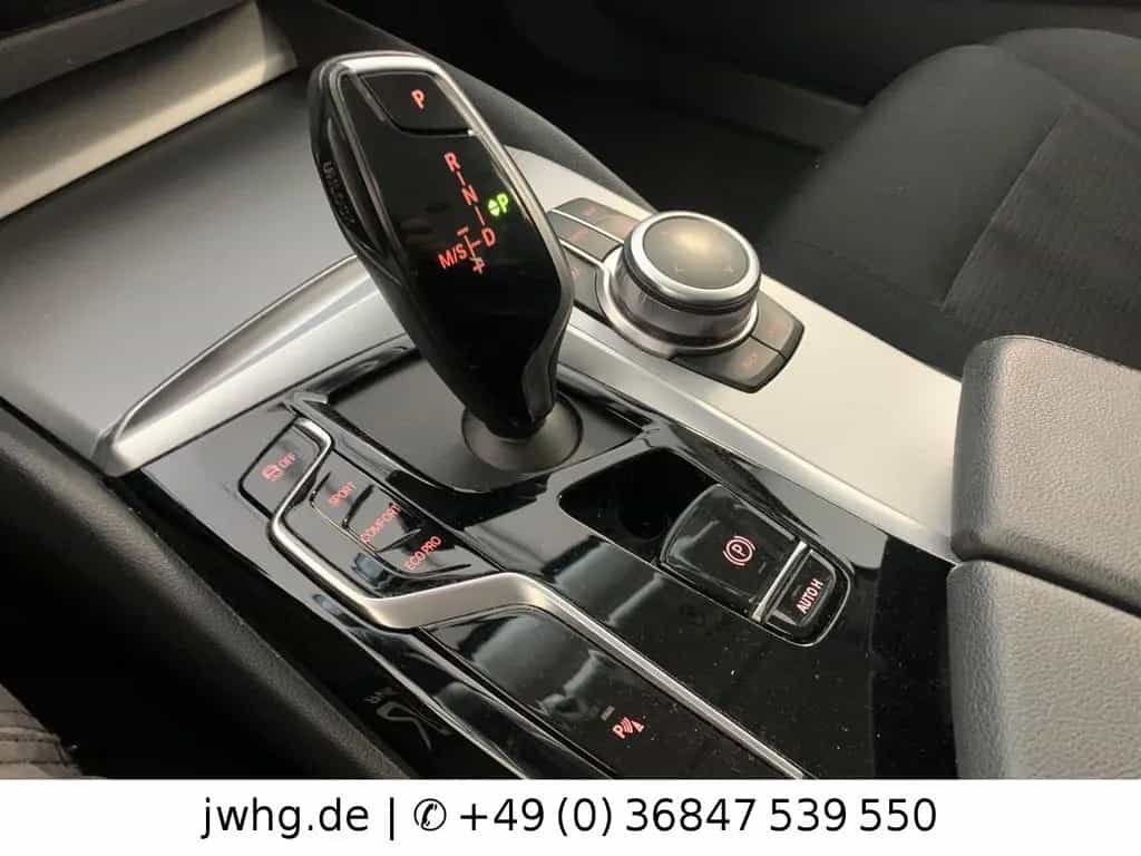 BMW 5 Series 520 d Touring|LiveCockpitProf|Kamera|Temp.|AHK 02/2022-photo-11
