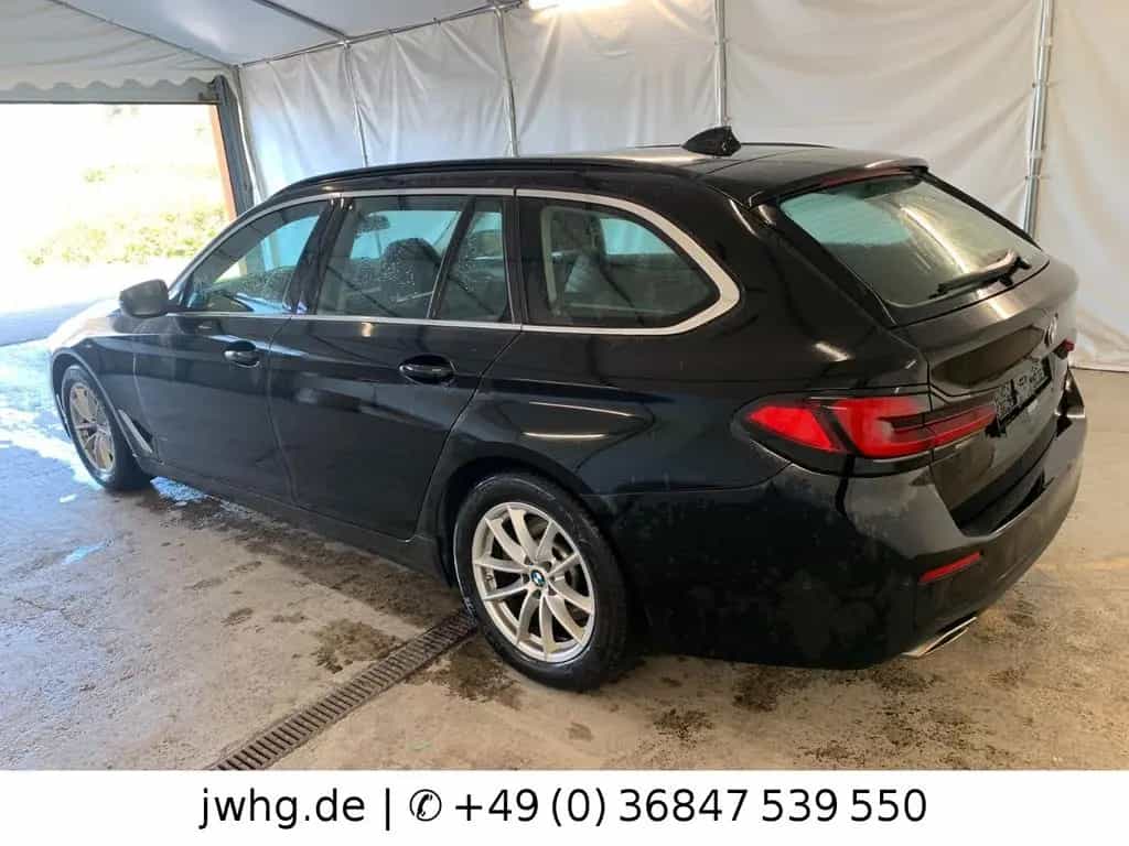 BMW 5 Series 520 d Touring|LiveCockpitProf|Kamera|Temp.|AHK 02/2022-photo-7