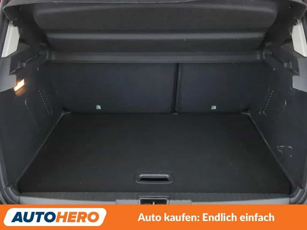 Renault Captur 1.3 TCe Collectio *NAVI*CAM*TEMPO*SHZ*ALU 09/2019-photo-17
