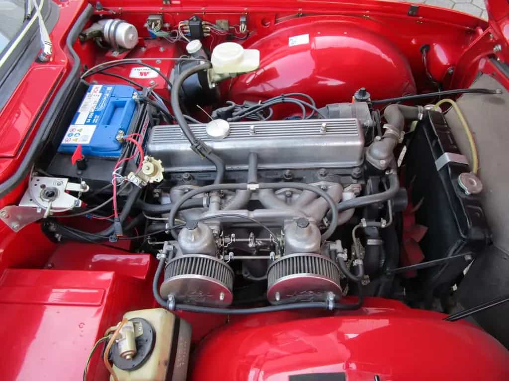 Triumph TR6 11/1971-photo-9